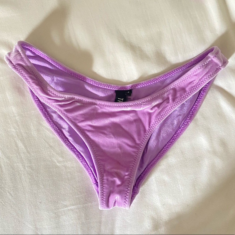 Triangl- purple dreamland bathing suit